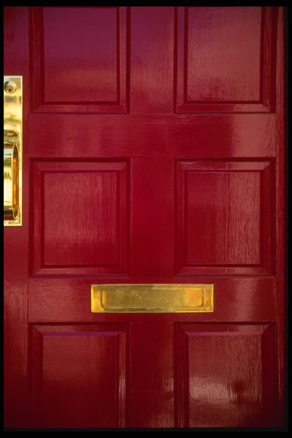 059056 The Red Door Up Close A4 Photo Print