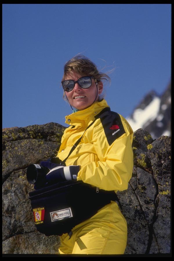 060067 Women Ski Photographer A4 Photo Print