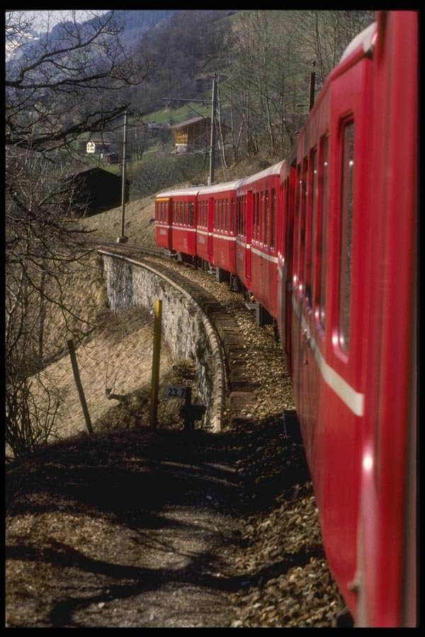 060092 Rock Wall Glacier Express Train A4 Photo Print