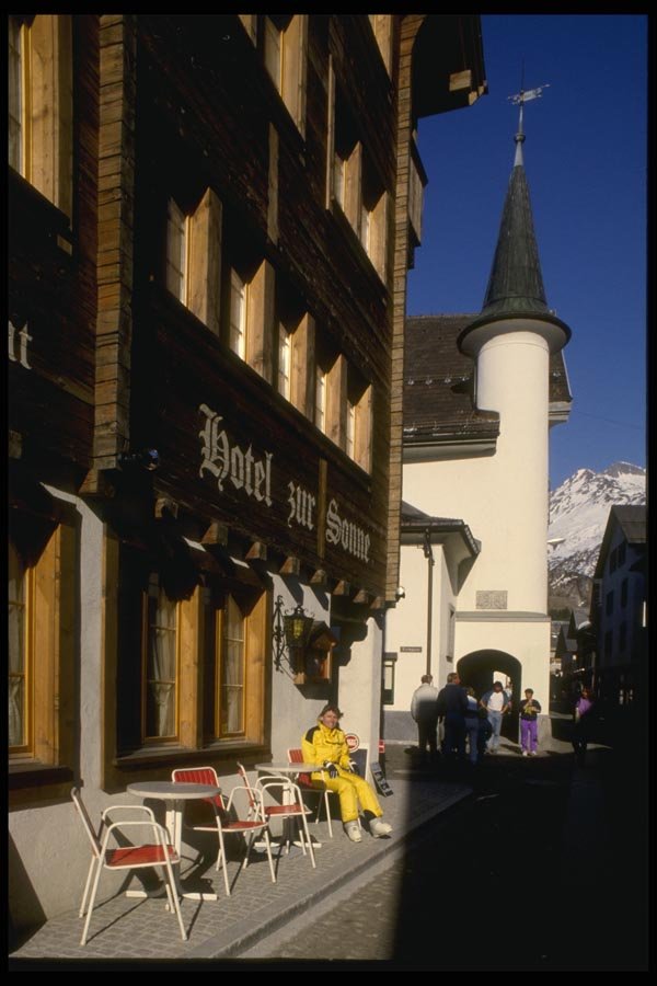060095 Afternoon Sun Streetscene A4 Photo Print