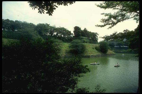 065077 Imperial Palace Park A4 Photo Print