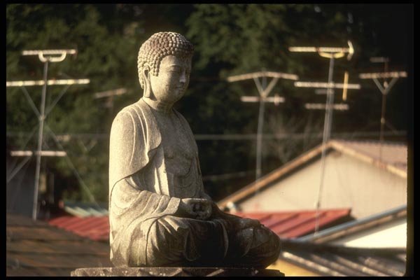 065158 Buddha Overlooking Rooftops Of Takayama A4 Photo Print