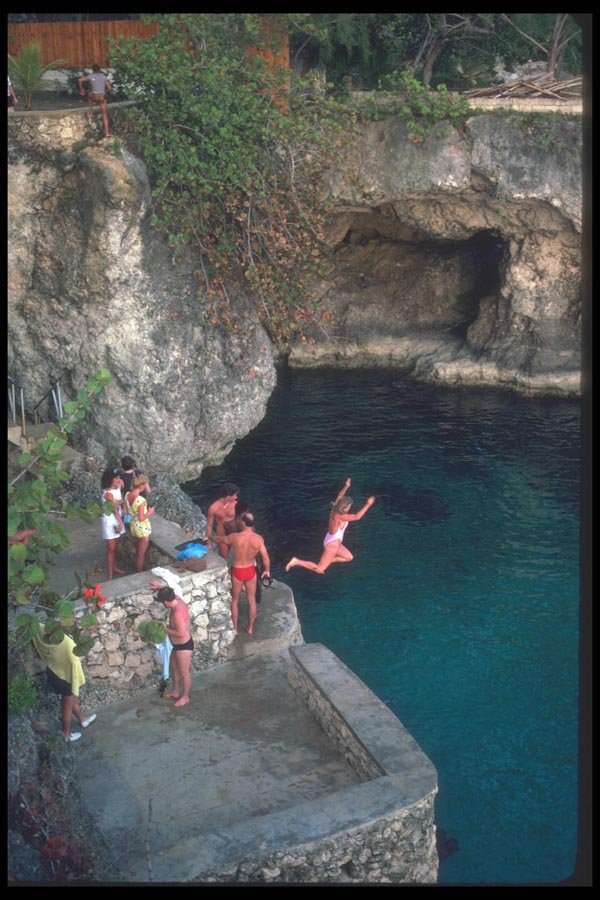068052 Diving Negril, Jamaica A4 Photo Print