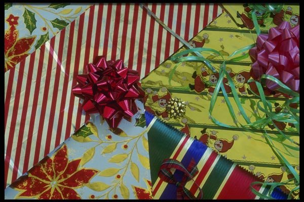072084 Giftwrap A4 Photo Print