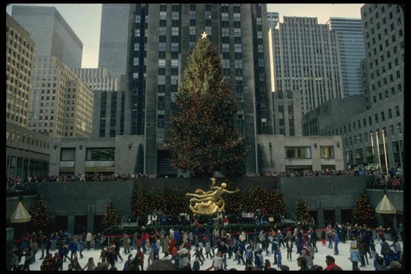 072088 City Christmas Scene A4 Photo Print