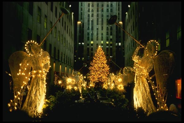 072090 City Christmas Scene A4 Photo Print