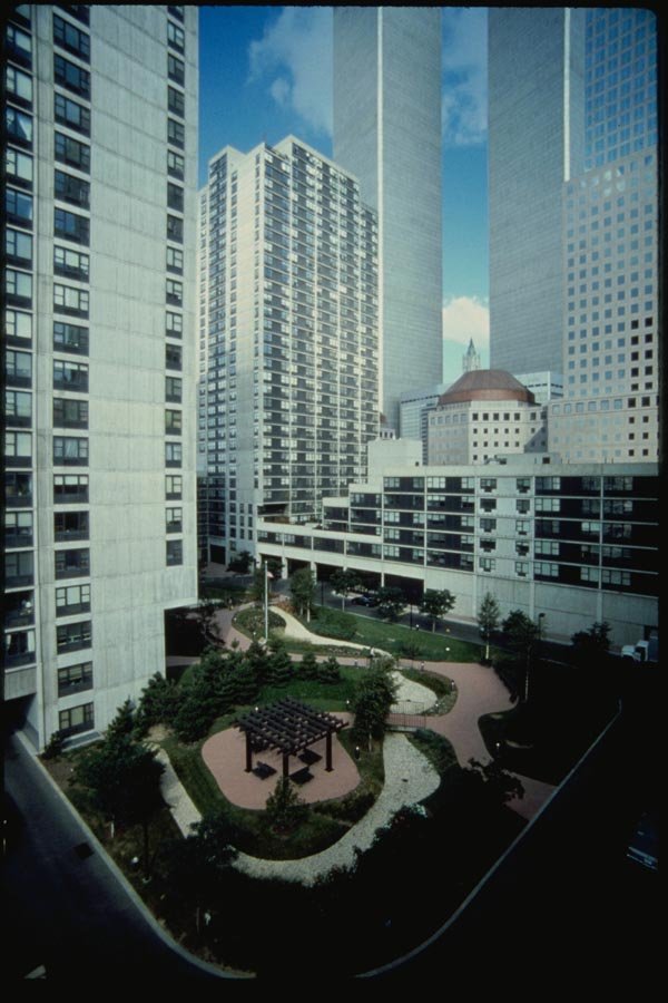 074005 Battery Park City Gateway Plaza A4 Photo Print