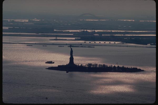 074018 Statue Of Liberty A4 Photo Print