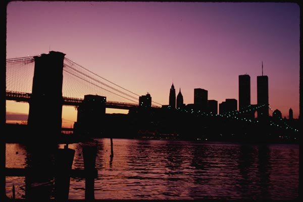 074030 Brooklyn Bridge East A4 Photo Print