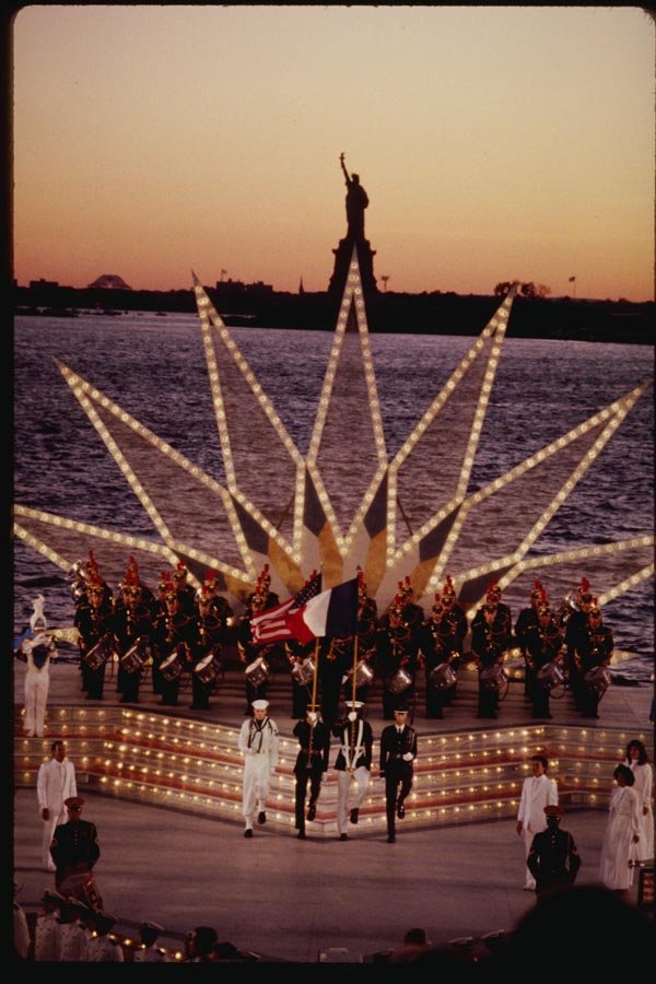 074036 Bicentennial Celebrations A4 Photo Print