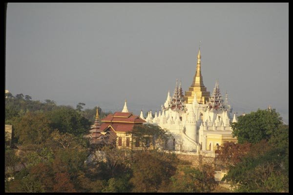 076024 Castle like Temple On Hilltop A4 Photo Print