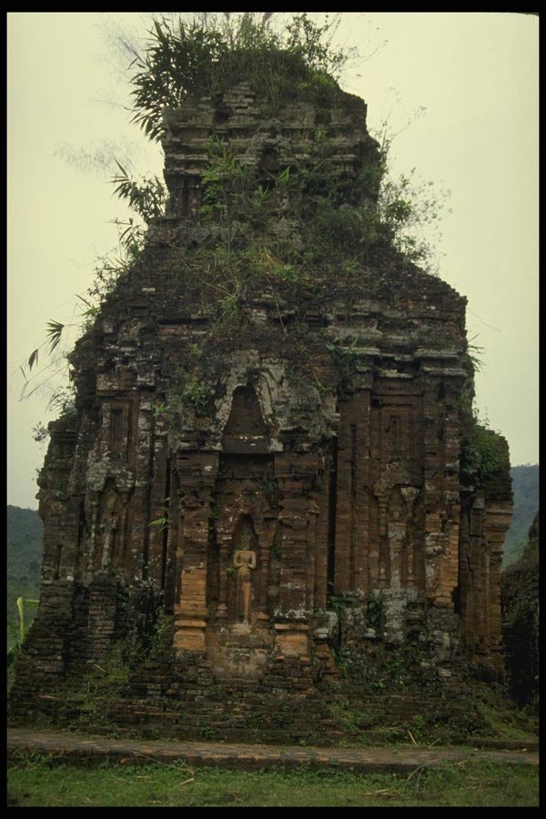 076025 Vegetation Spreading Over Abandoned Temple A4 Photo Print