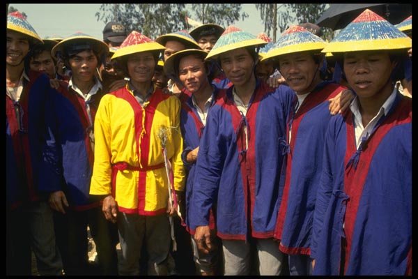 076037 Men In Cone shaped Hats And Costumes A4 Photo Print