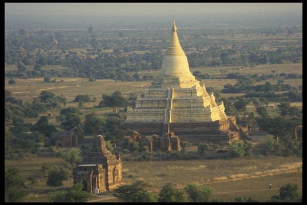 076053 Pyramidal Temple With Golden Finial A4 Photo Print