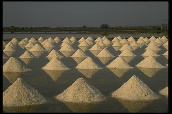 076072 Pyramids Of Salt, Thailand A4 Photo Print