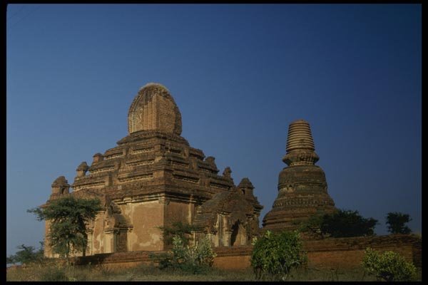 076077 Abandoned Brick Temple And Stupa A4 Photo Print