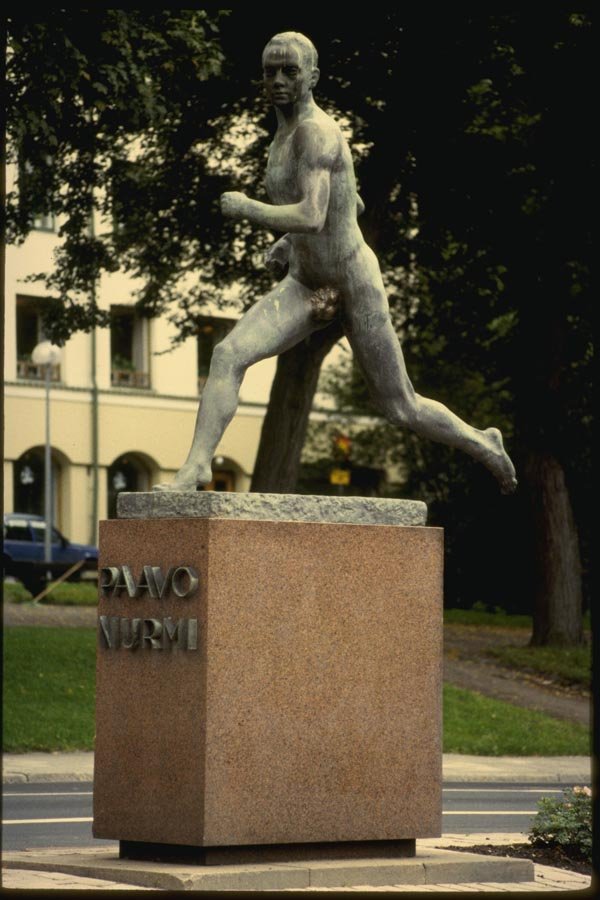 078068 Paavo Nurmi Statue, Turku A4 Photo Print