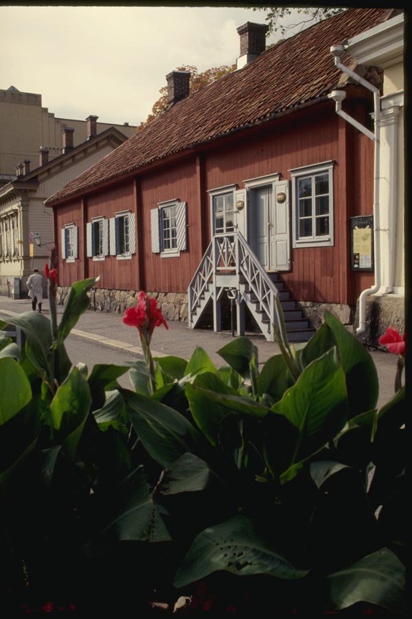 078085 Qwensel House, Turku A4 Photo Print