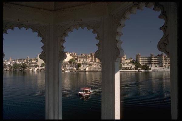 080002 Udaipur View Of City From Lake Palace Hotel A4 Photo Print