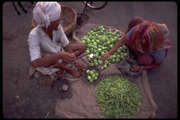 080094 Jaipur, Street Vendor A4 Photo Print
