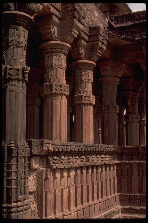 080096 Mandore, Columns A4 Photo Print