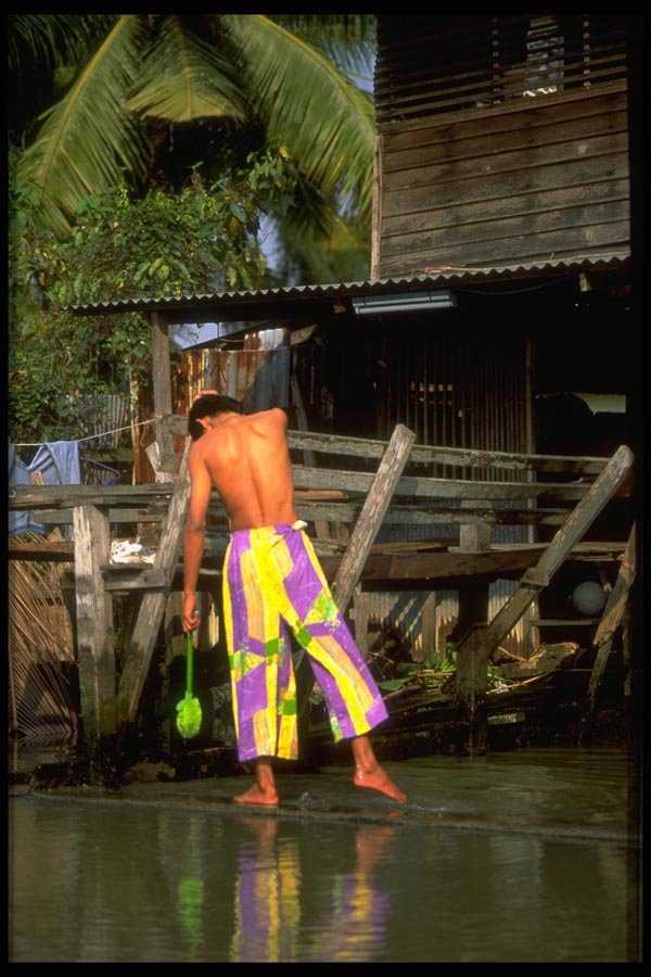 081044 Thonburi, Bangkok A4 Photo Print