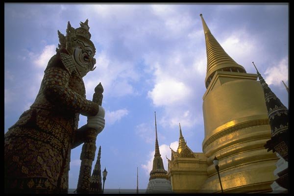 081048 Royal Palace, Bangkok A4 Photo Print