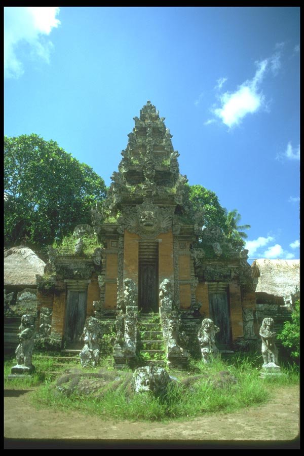 083044 Traditional Entrance To Village Temple A4 Photo Print