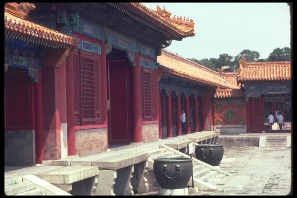 085013 Gateway With Iron Pots Beijing A4 Photo Print