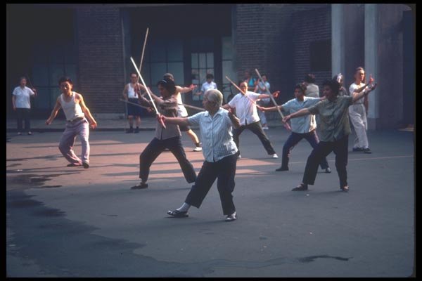 085067 T'ai Chi With Swords, Shanghai A4 Photo Print