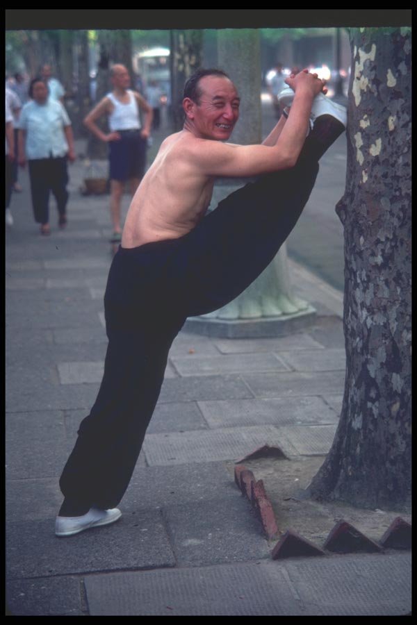 085070 Stretching Exercise, Shanghai A4 Photo Print