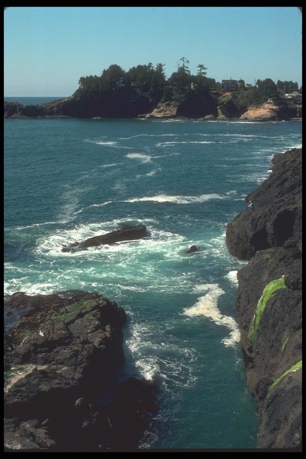 086036 Depoe Bay, Whale Cove A4 Photo Print