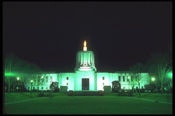 086099 Salem, State Capitol A4 Photo Print