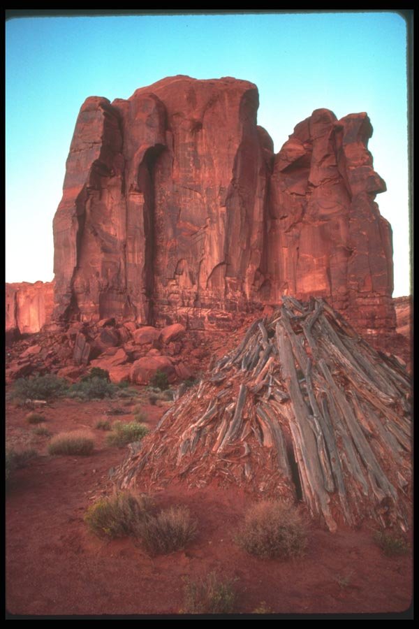 089045 Abandoned Navajo Dwelling A4 Photo Print