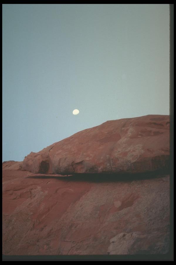 089048 Moonrise Tele A4 Photo Print