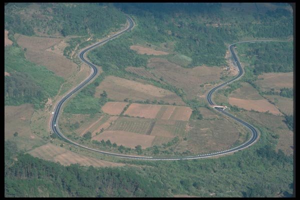 090082 Hairpin Curve A4 Photo Print