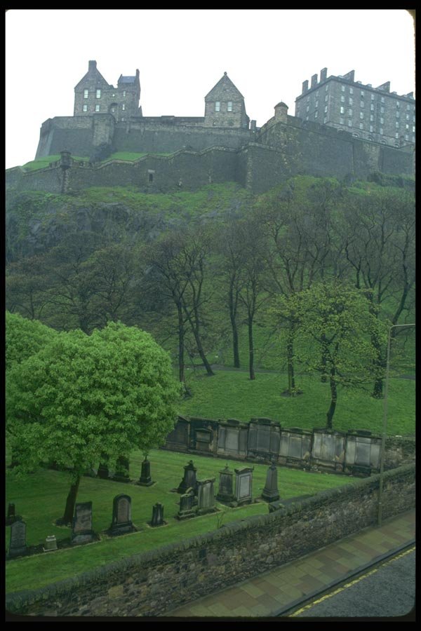 092004 Edinburgh, Castle Area A4 Photo Print