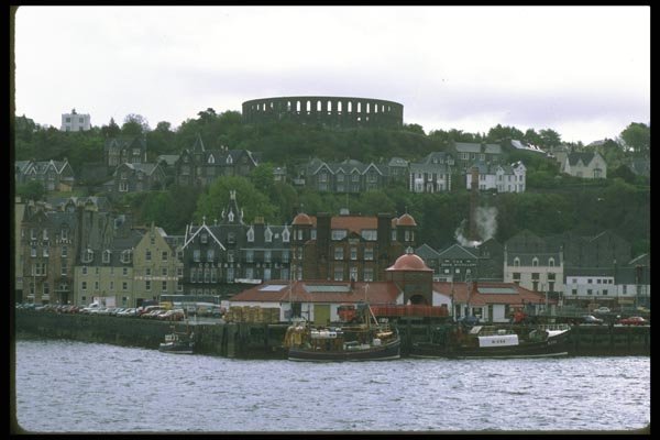 092038 Oban, The Port To Mull A4 Photo Print