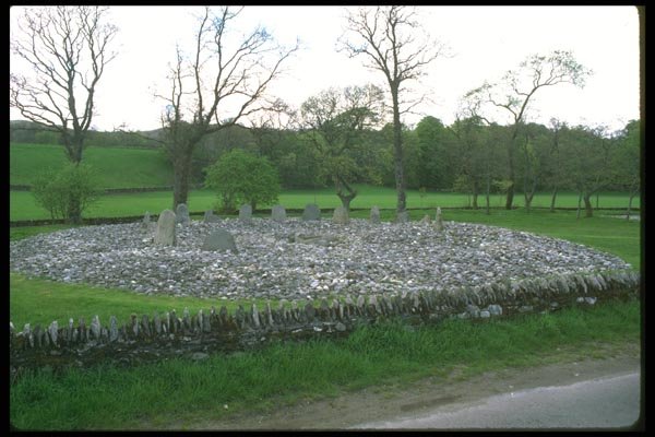 092074 Ancient Shell Mound Temple A4 Photo Print