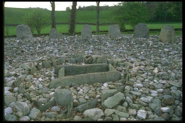 092075 Ancient Shell Mound Temple A4 Photo Print