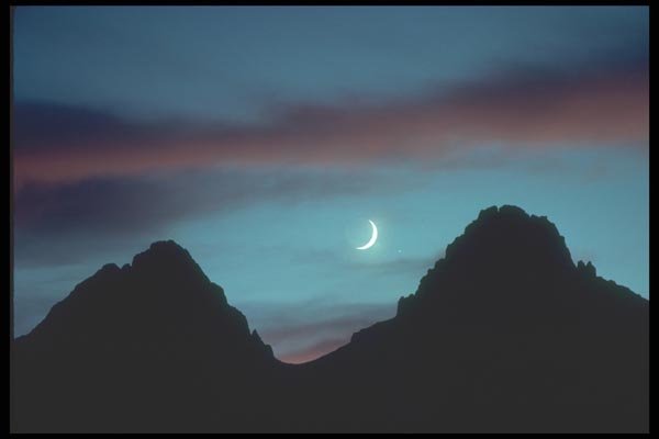 094050 Crescent Moon, Tetons A4 Photo Print