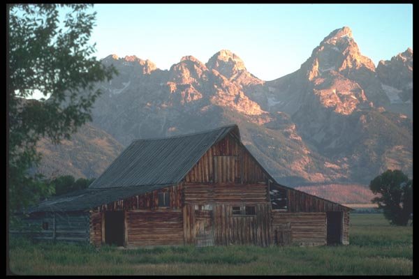 094061 Barn A4 Photo Print