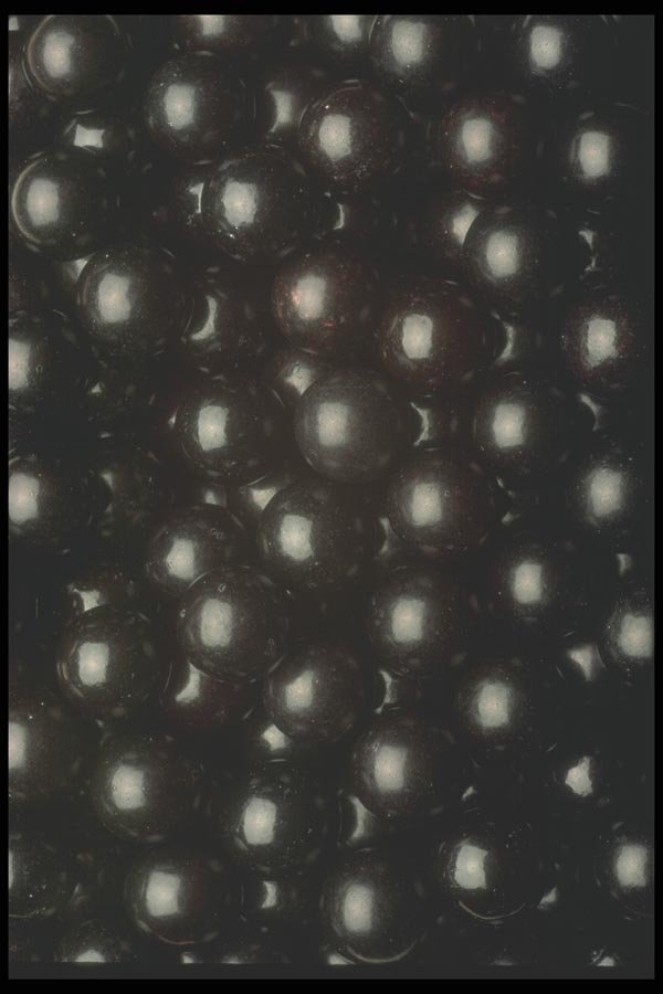 096007 Black Balls A4 Photo Print