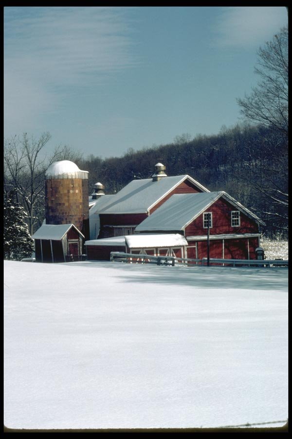 097051 Red Brick Farm Buildings A4 Photo Print