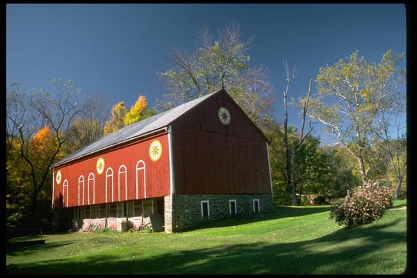 097060 Red Pennsylvania Dutch Barn A4 Photo Print