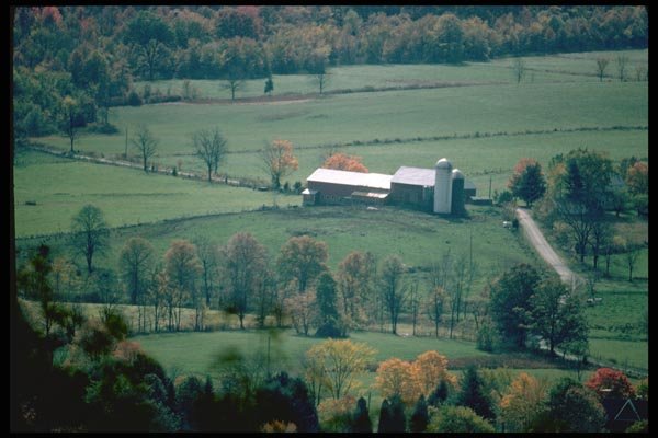 097073 Barn And Silos In Green New York Valley A4 Photo Print