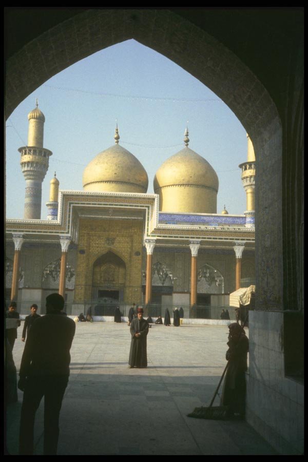 098054 Kazimiya Shrine, Two Imams Interred Here, Baghdad, Iraq A4 Photo Print