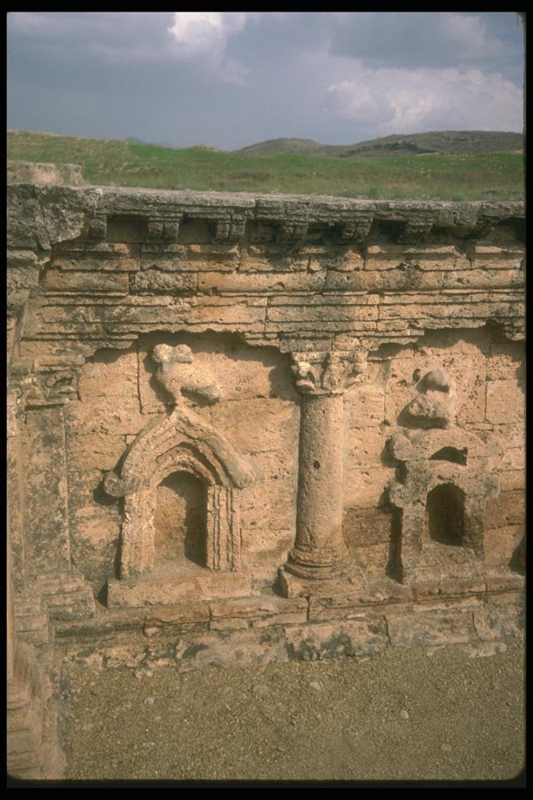 098073 Double Headed Eagle Shrine, Taxila, Pakistan A4 Photo Print