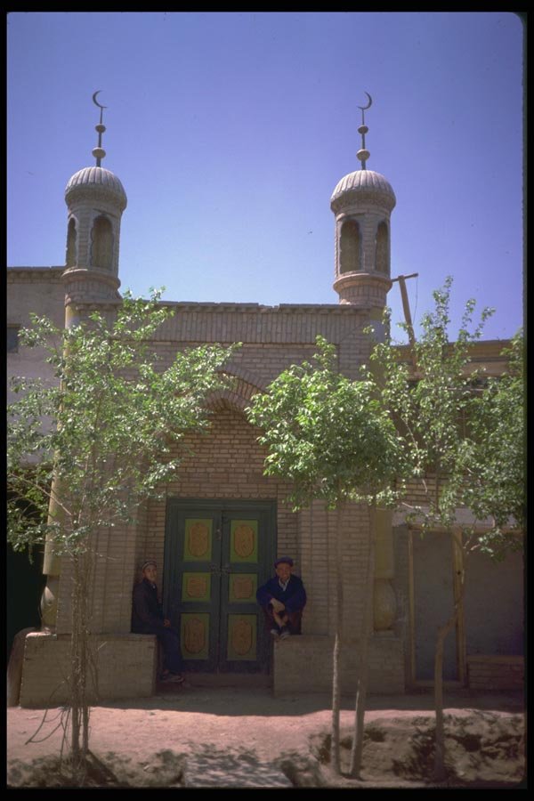 098086 Traditional East Turkestan Style Mosque, Kashgar, China A4 Photo Print