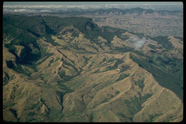 101071 Mountains North West Region, Vita Levu Island A4 Photo Print